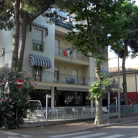 Residence Monaco Appartamenti Rimini Exterior photo