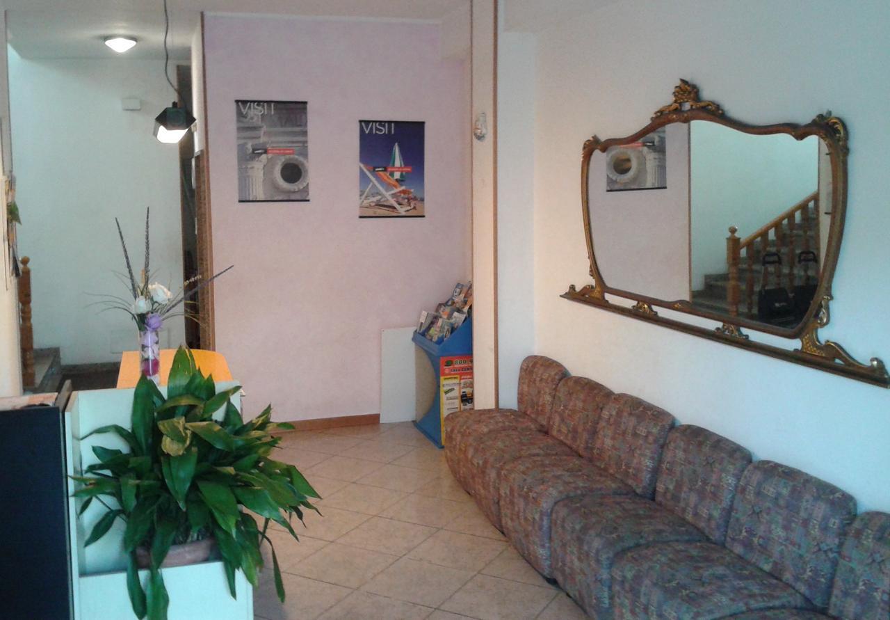 Residence Monaco Appartamenti Rimini Exterior photo